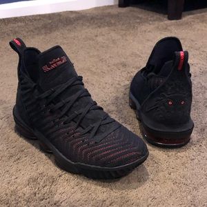 Lebron 16